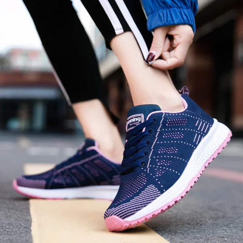 Running Mesh Sneaker